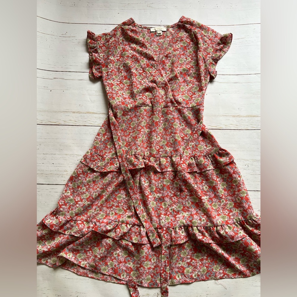 Monteau Los Angeles Tiered Frilly Sleeve Tied Mini Dress Size M Floral Boho